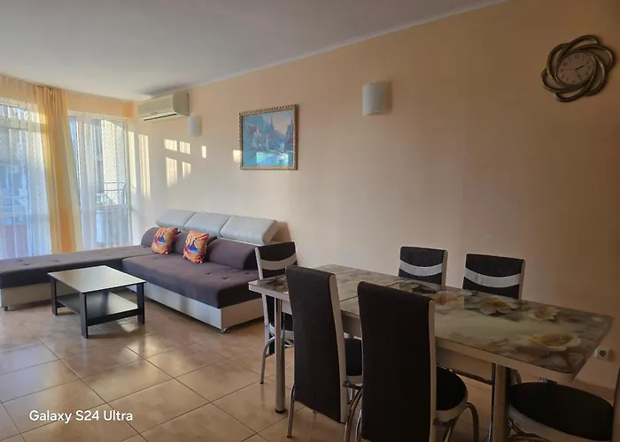 Aparthotel Plaza Sluneční pobřeží