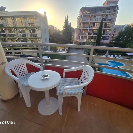 Plaza 4* Солнечный берег