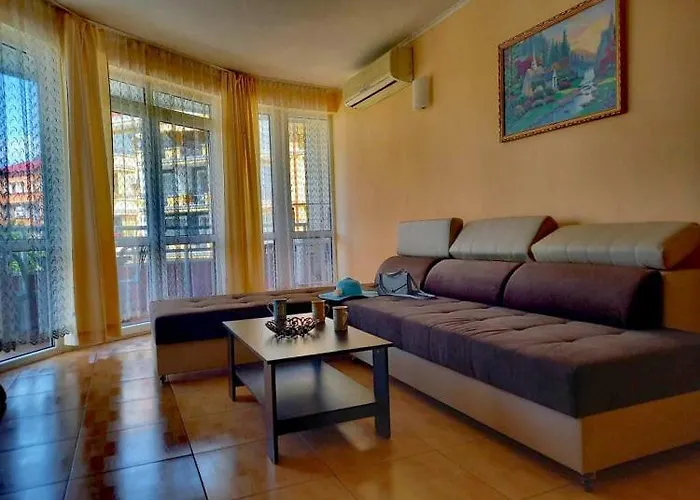 Apartmanhotel Plaza Napospart