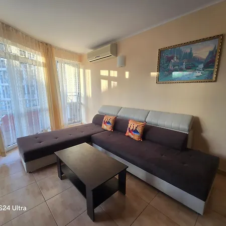Plaza Апарт-готель 4*